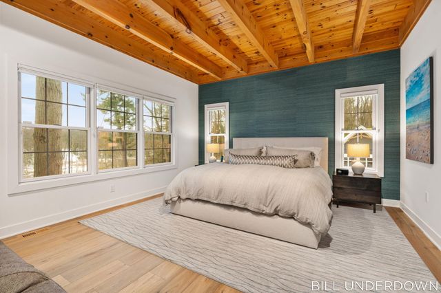 3293 Timberidge Trail, Saugatuck, MI 49453