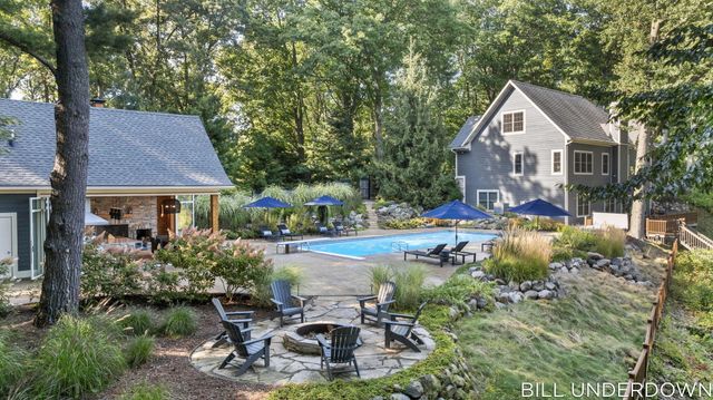 3293 Timberidge Trail, Saugatuck, MI 49453