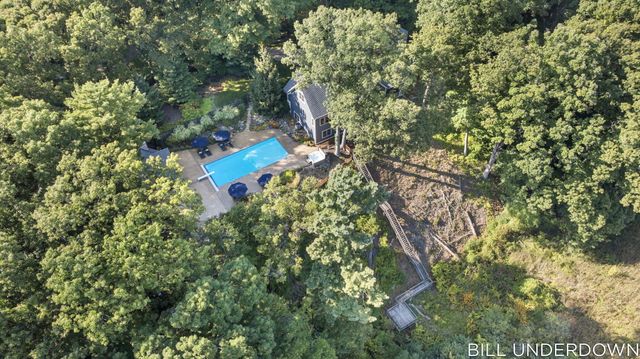 3293 Timberidge Trail, Saugatuck, MI 49453