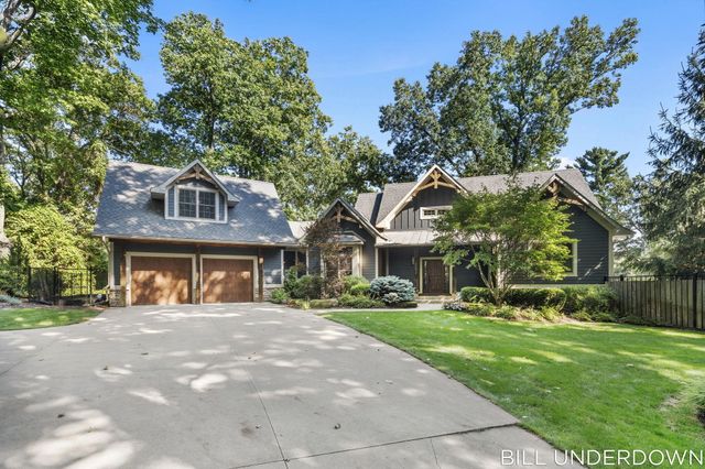 3293 Timberidge Trail, Saugatuck, MI 49453