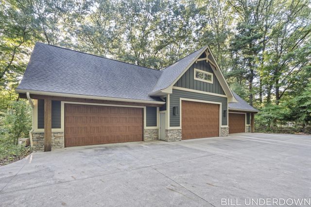 3293 Timberidge Trail, Saugatuck, MI 49453
