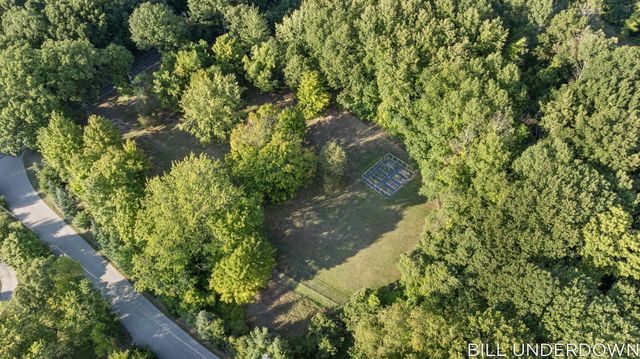 3293 Timberidge Trail, Saugatuck, MI 49453