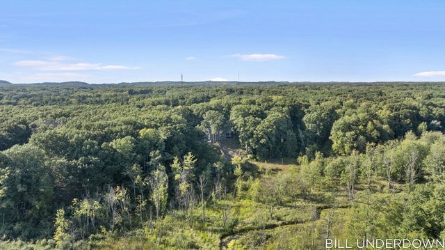 3293 Timberidge Trail, Saugatuck, MI 49453