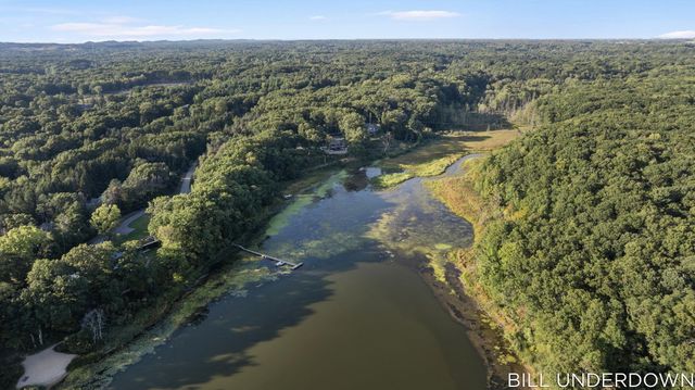 3293 Timberidge Trail, Saugatuck, MI 49453