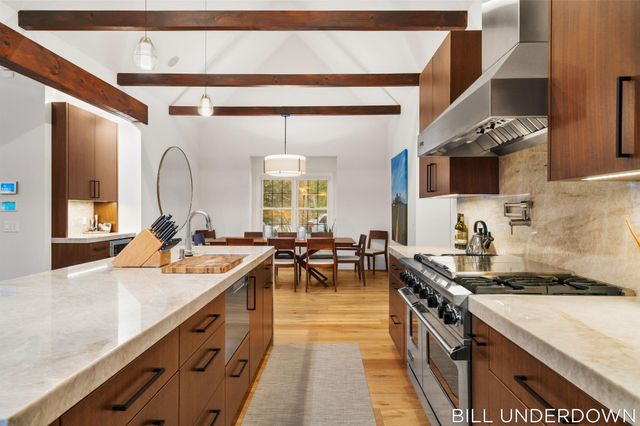 3293 Timberidge Trail, Saugatuck, MI 49453