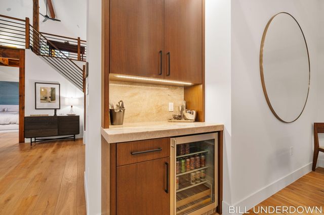 3293 Timberidge Trail, Saugatuck, MI 49453