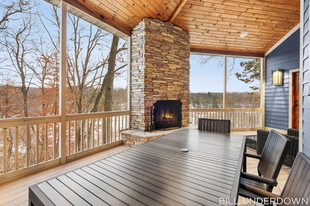 3293 Timberidge Trail, Saugatuck, MI 49453