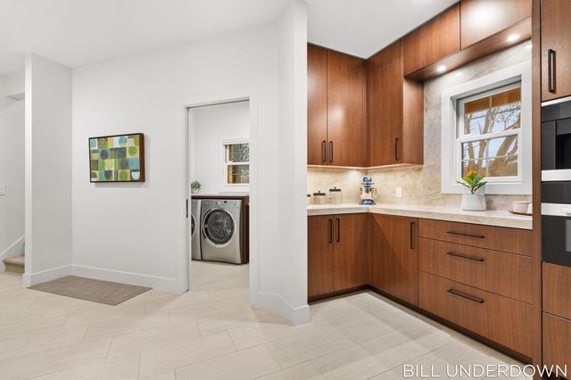 3293 Timberidge Trail, Saugatuck, MI 49453