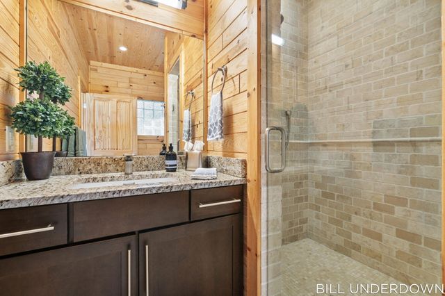 3293 Timberidge Trail, Saugatuck, MI 49453