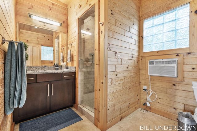 3293 Timberidge Trail, Saugatuck, MI 49453