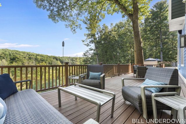 3293 Timberidge Trail, Saugatuck, MI 49453