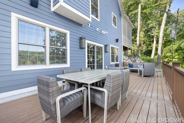 3293 Timberidge Trail, Saugatuck, MI 49453