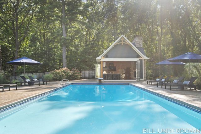 3293 Timberidge Trail, Saugatuck, MI 49453