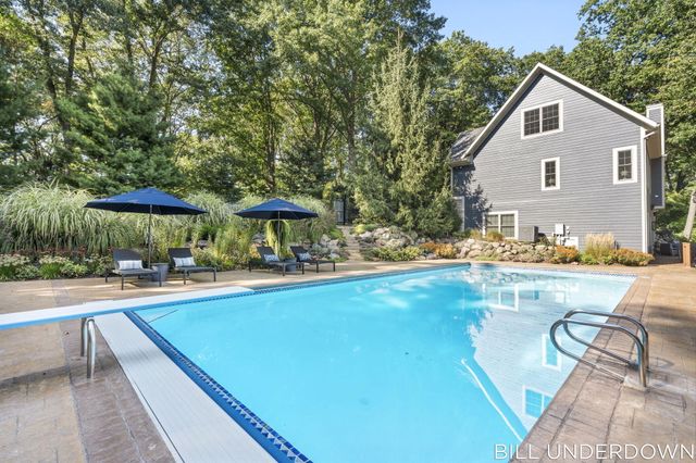 3293 Timberidge Trail, Saugatuck, MI 49453