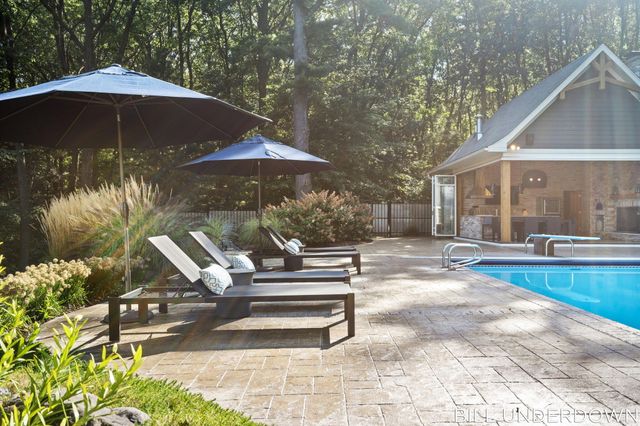 3293 Timberidge Trail, Saugatuck, MI 49453