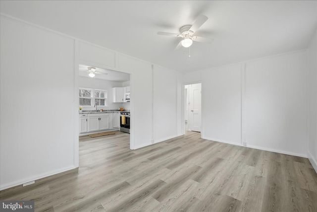 719 SMITHFIELD AVE, Winchester, VA 22601