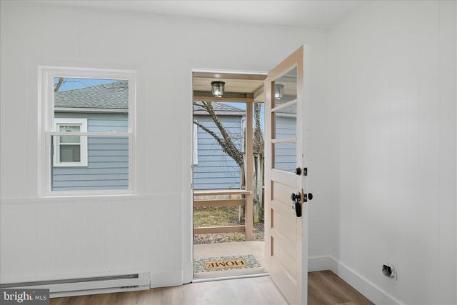 719 SMITHFIELD AVE, Winchester, VA 22601