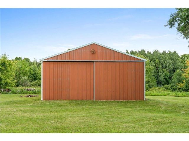 1735 Highway 63, New Richmond, WI 54017