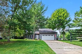 6158 Miramonte Drive, Rockford, MI 49341