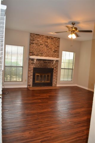 404 Benjamin Street, Denton, TX 76207
