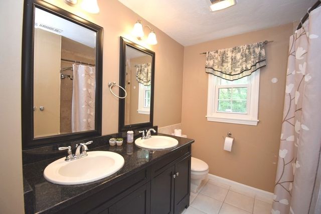 14 Colonial Drive, Shrewsbury, MA 01545