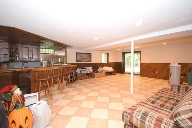 14 Colonial Drive, Shrewsbury, MA 01545