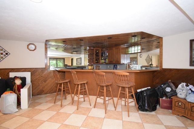 14 Colonial Drive, Shrewsbury, MA 01545