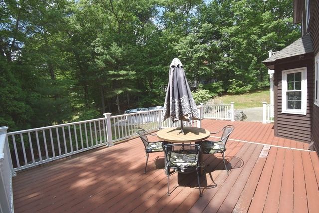 14 Colonial Drive, Shrewsbury, MA 01545