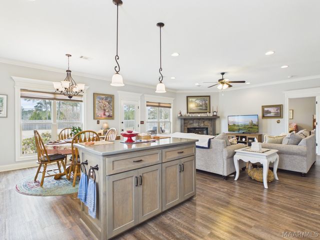 37 Tallahatchie Drive, Wetumpka, AL 36093