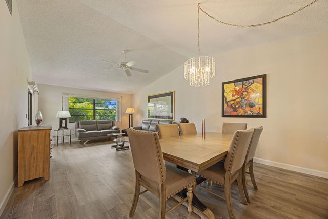 9 Ridge Pointe Drive D, Boynton Beach, FL 33435
