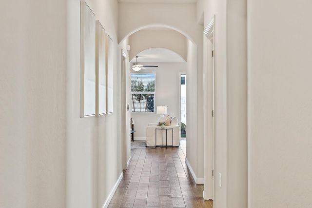 7138 W Ashcroft Avenue, Fresno, CA 93723