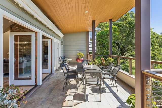 1884 Silverado Trl, Napa, CA 94558