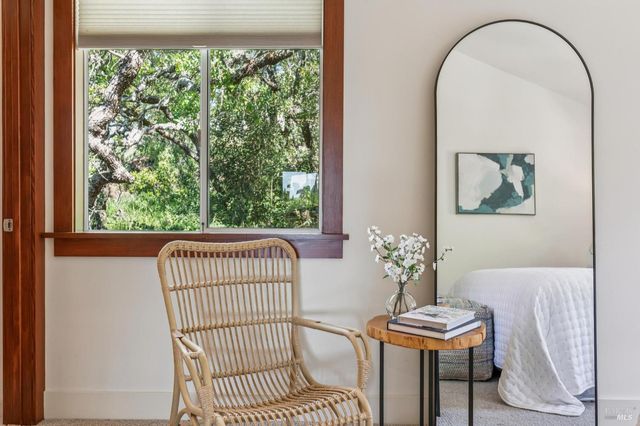 1884 Silverado Trl, Napa, CA 94558