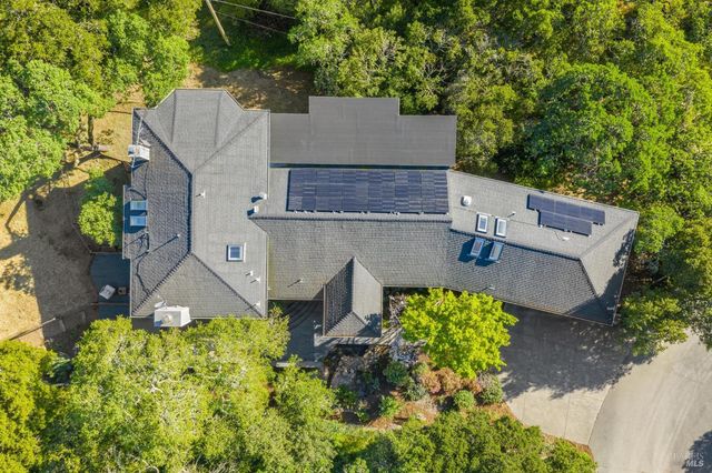 1884 Silverado Trl, Napa, CA 94558