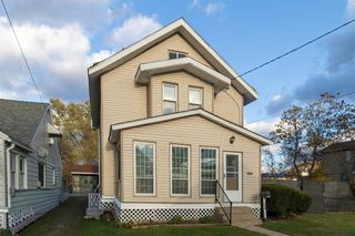 1909 MARKET Street, Erie, PA 16510