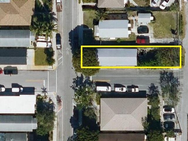 332 S F Street, Lake Worth Beach, FL 33460