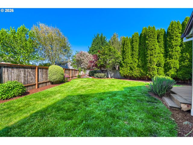 665 Ne VALARIE Ct, Hillsboro, OR 97124