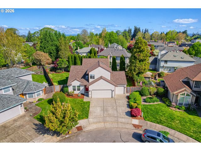 665 Ne VALARIE Ct, Hillsboro, OR 97124