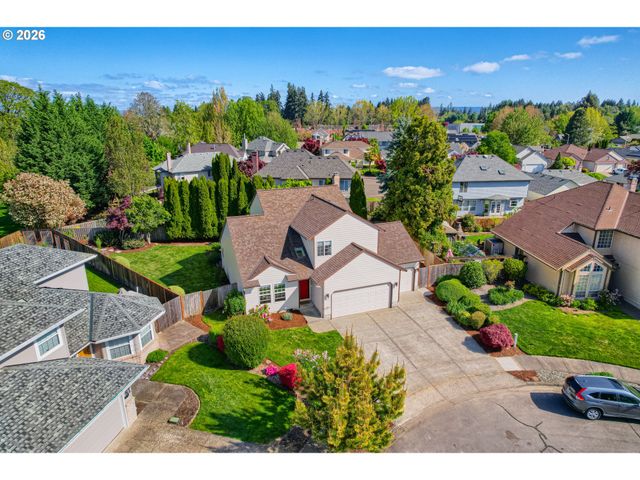 665 Ne VALARIE Ct, Hillsboro, OR 97124