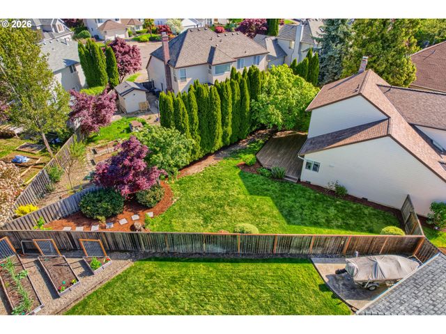 665 Ne VALARIE Ct, Hillsboro, OR 97124