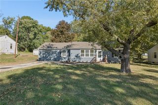 10608 E 59th Street, Raytown, MO 64133