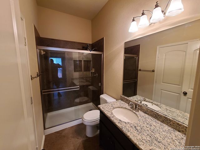 3041 SADDLEHORN DR, Seguin, TX 78155