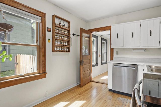 2210 Lafollette Avenue, Madison, WI 53704