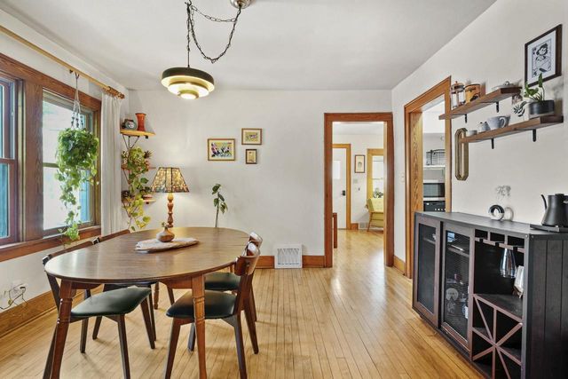 2210 Lafollette Avenue, Madison, WI 53704