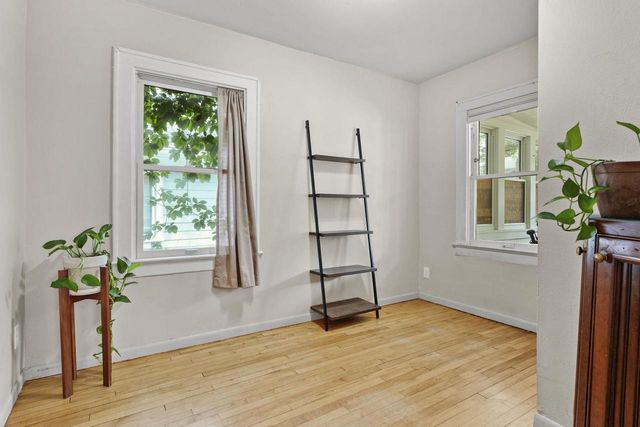 2210 Lafollette Avenue, Madison, WI 53704
