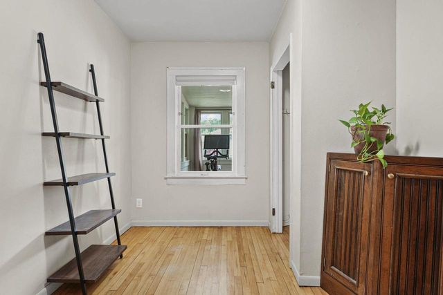 2210 Lafollette Avenue, Madison, WI 53704