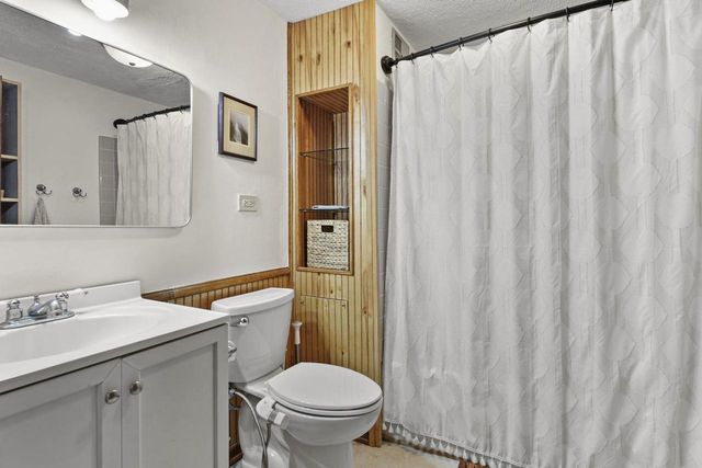 2210 Lafollette Avenue, Madison, WI 53704