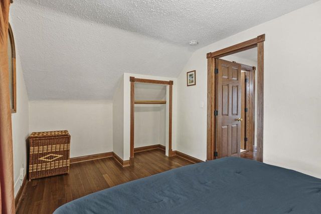 2210 Lafollette Avenue, Madison, WI 53704