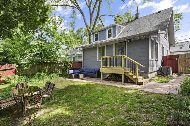 2210 Lafollette Avenue, Madison, WI 53704