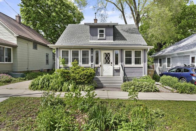 2210 Lafollette Avenue, Madison, WI 53704